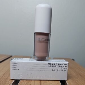r.e.m. beauty Midnight Shadows Liquid Eyeshadow In Shade Totes 4 ml